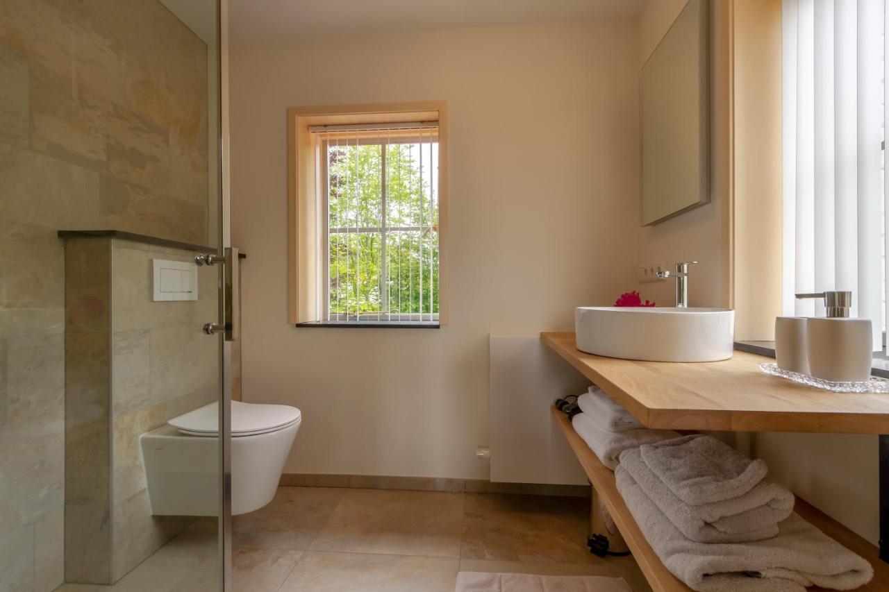 B&B Weids Elst  エクステリア 写真