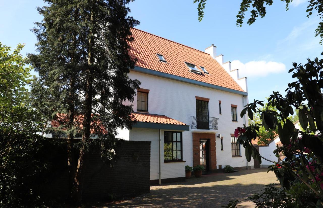 B&B Weids Elst  エクステリア 写真
